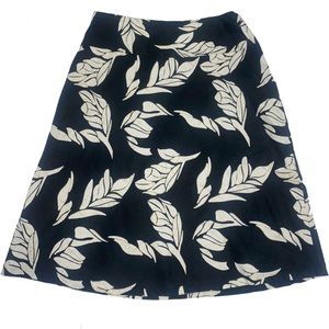 Black & White Leaf Pattern Midi Skirt